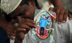 9 13 2012 131563 L Akb