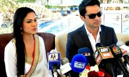 veena malik joins pti